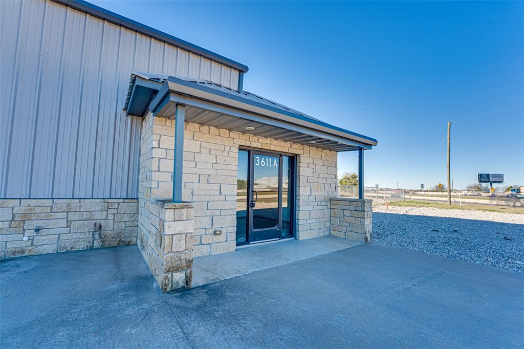 3611 Interstate 30 A