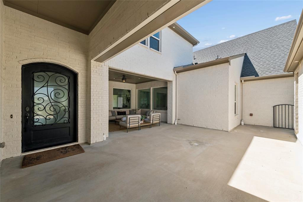 3705 Melville Circle