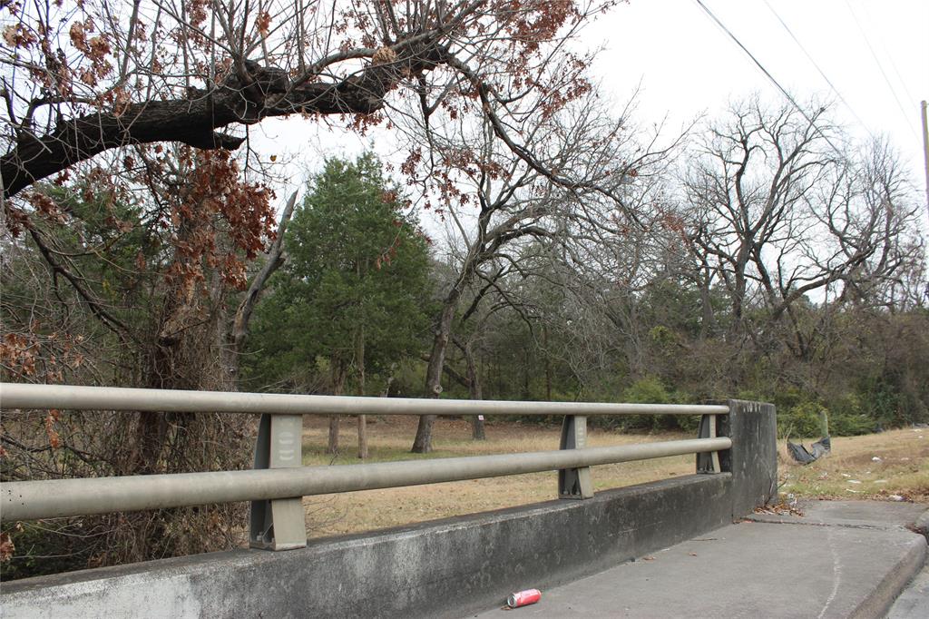 Oak Cliff Ranches - Land