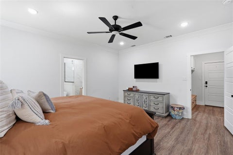 Tiny photo for 230 Silver Lakes Drive, Sunset, TX 76270 (MLS # 21396040)
