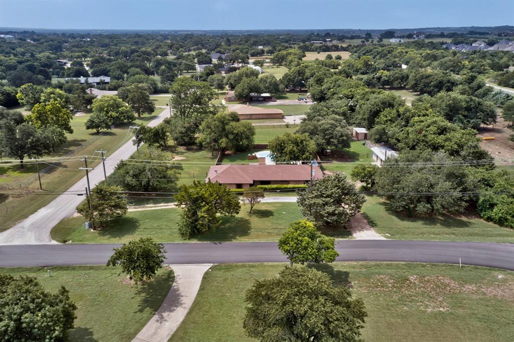 1090 Ashford Lane