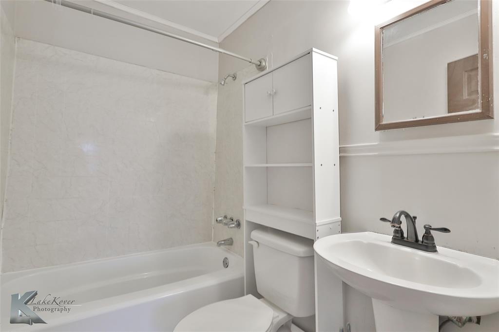 Crescent Heights - Residential Lease