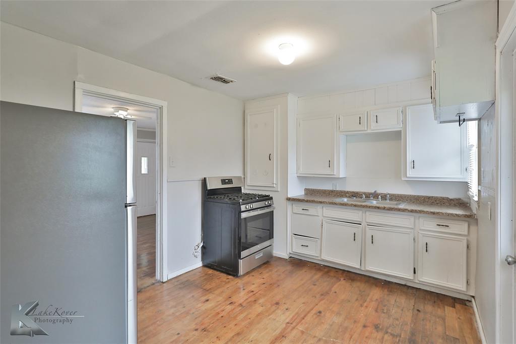 Crescent Heights - Residential Lease