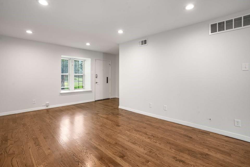 Pagewood Twnhms Ph 01 - Residential Lease