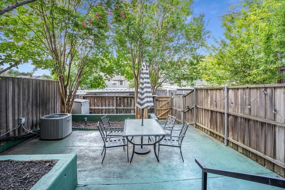 Pagewood Twnhms Ph 01 - Residential Lease