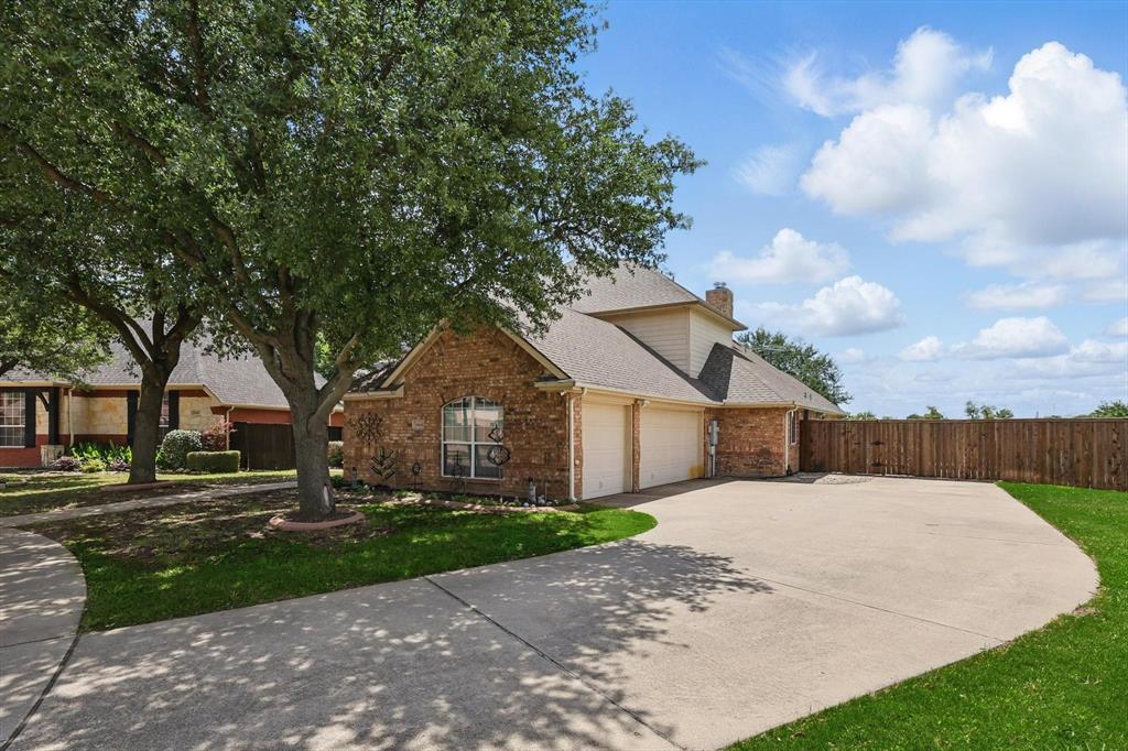 2803 Ivy Glen Drive