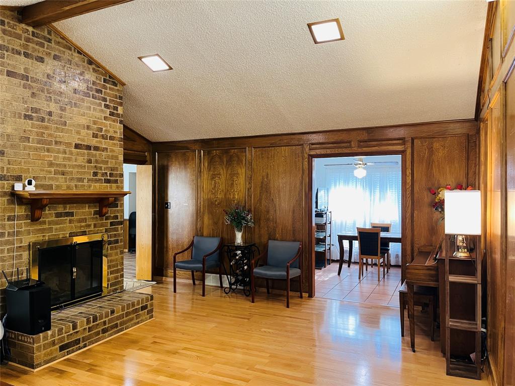 1604 Meadowgate Drive