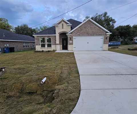 A home in Kaufman