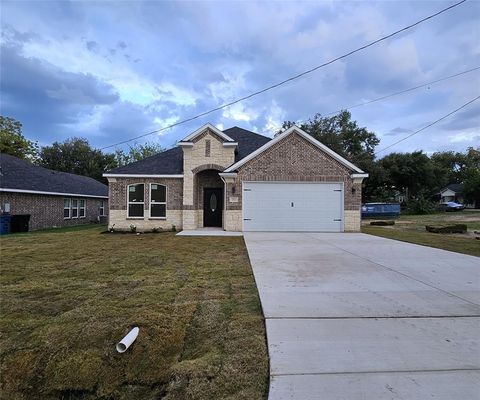 A home in Kaufman