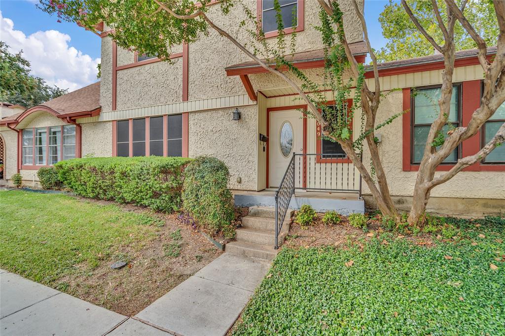 2049 Clubview Drive