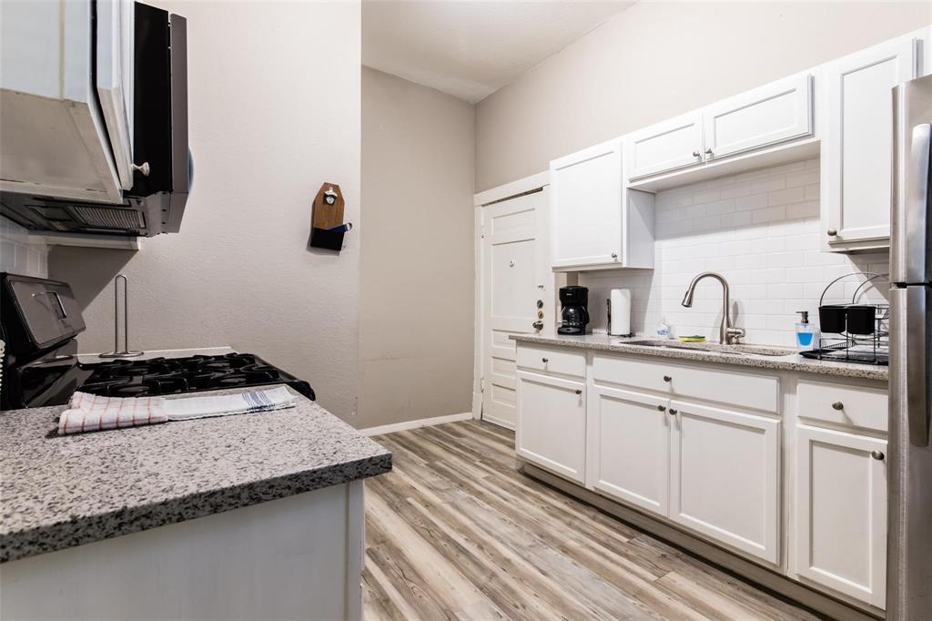 237-239 W Brooklyn Avenue