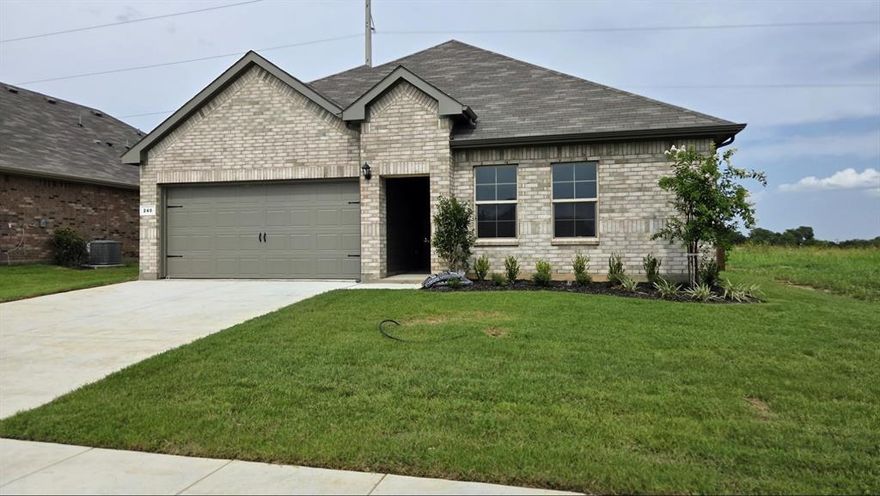 NEW and NOW SELLING!! GORGEOUS NEW HOME built by D.R. HORTON at VISTA POINT in GRANDVIEW!! Fabulous Tupelo Floor Plan-Elevation H. Complete and Move-In Ready! Single Story open concept 3 BEDROOM Home with spacious Living, Dining and large Chef's Kitchen with Granite Countertops, Stainless Steel Whirlpool Appliances, Electric Range, seating Island and walk-in Pantry. Large Primary Bedroom with dual sink vanity, shower and walk-in Closet. Secondary bedrooms have walk-in closets! Cultured marble topped Bath vanities, Designer Package including Tiled Entry, Hallways, Living, Kitchen, Laundry plus Home is Connected Smart Home Technology. 6 foot fenced Backyard, Partial gutters, Landscaping Package with full Sod and Sprinkler System. Enjoy the convenience of easy access to I-35W, allowing for a quick commute to work or weekend adventures. Community amenities will include a dog park, a scenic mobility-friendly trail, and a park with a playground.