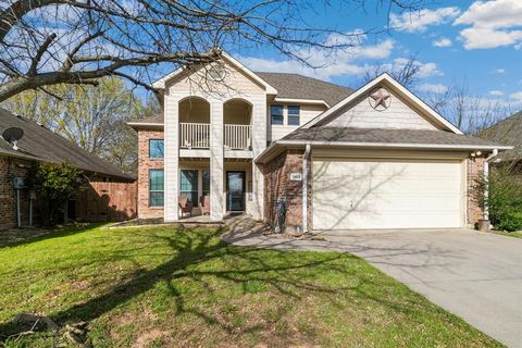 Photo of 1103 Vintage Avenue, Gainesville, TX 76240 (MLS # 21210829)