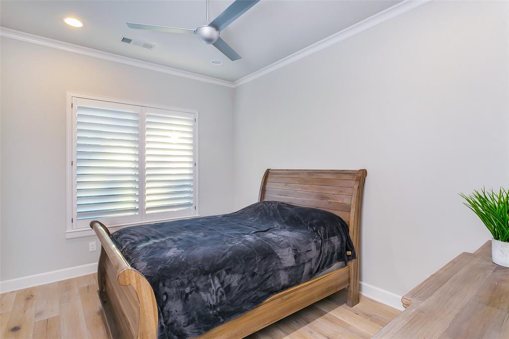 Mario Biasiolli Add - Residential