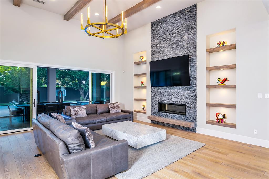 Mario Biasiolli Add - Residential