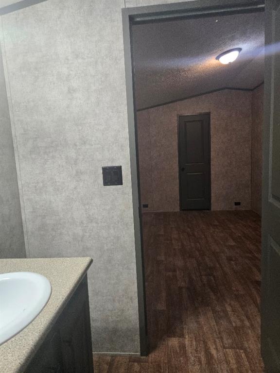 SOUTHERN OAKS - Residential