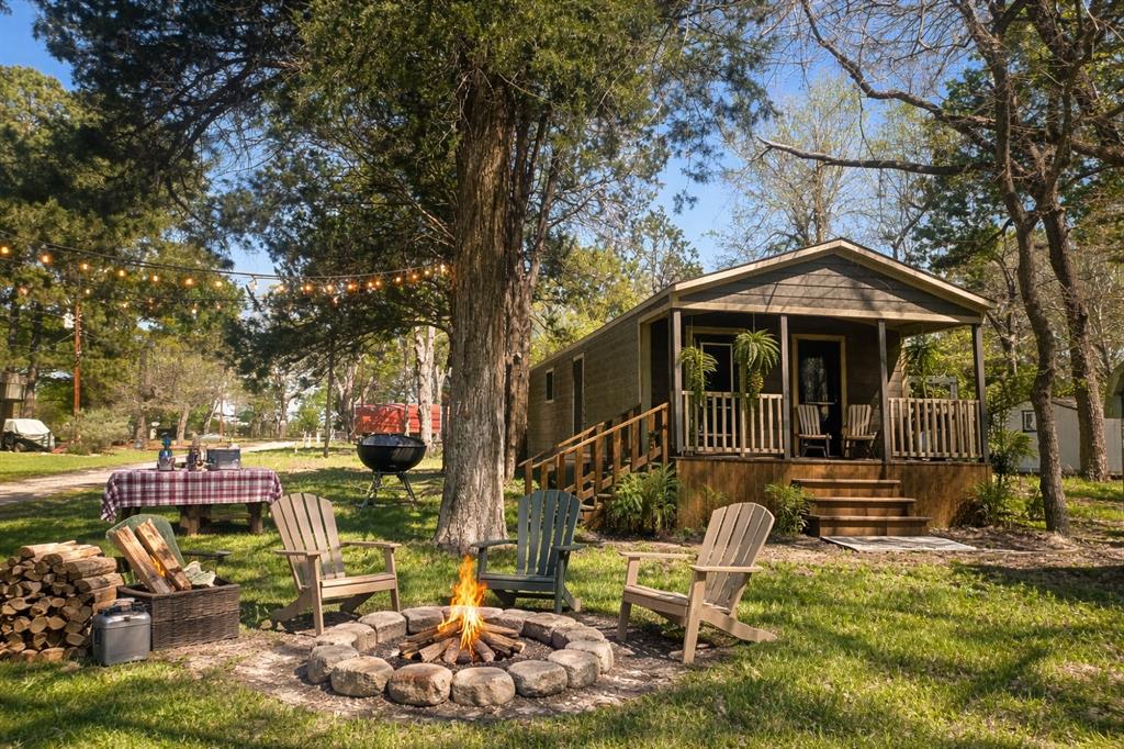 SOUTHERN OAKS - Residential