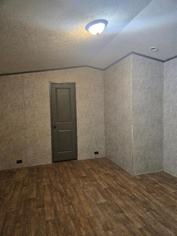 SOUTHERN OAKS - Residential