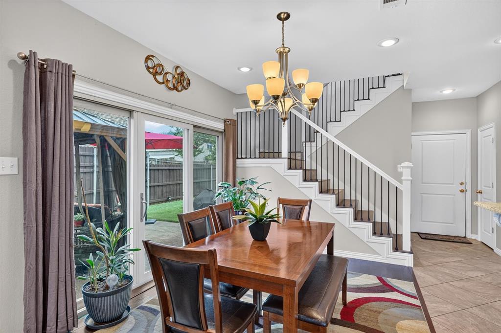 1933 Timber Oaks Drive