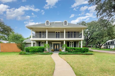 1002 Nottingham Drive Carrollton TX 75007