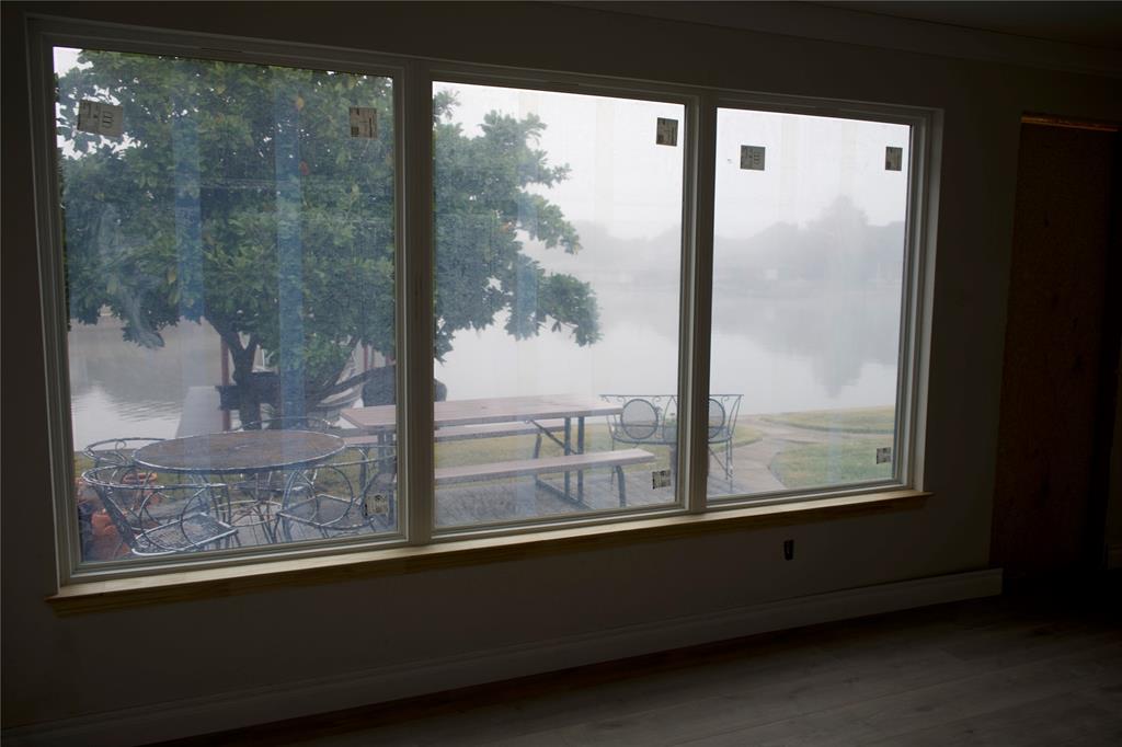 Waters Edge - Residential