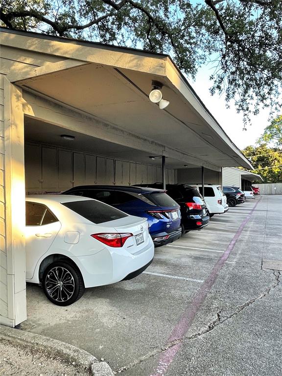 Trinity Royal Condos - Residential