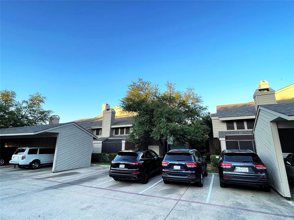 Trinity Royal Condos - Residential