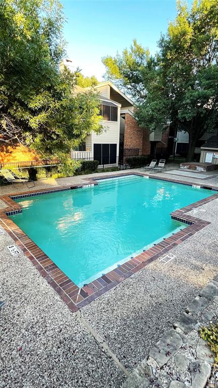 Trinity Royal Condos - Residential