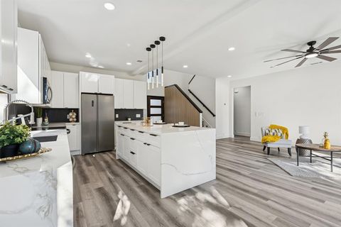 808 Lake Bridge Drive Lake Dallas TX 75065