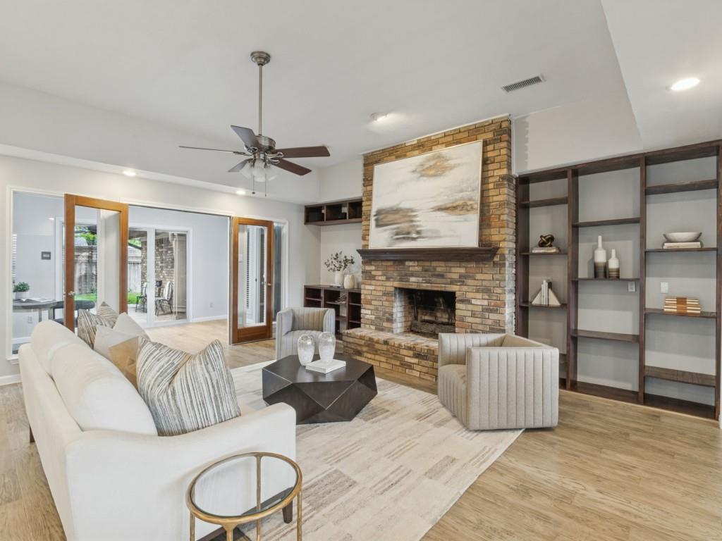 10123 Apple Creek Drive