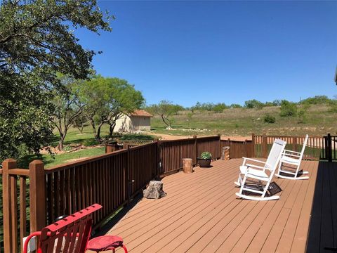 A home in Comanche