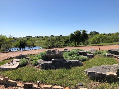 A home in Comanche