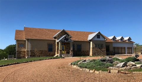 A home in Comanche