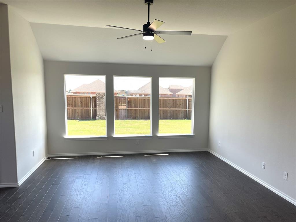 329 Los Llanos Road