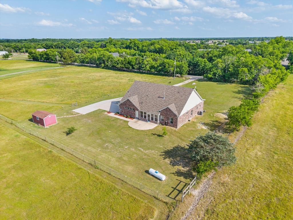 1610 County Road 2712