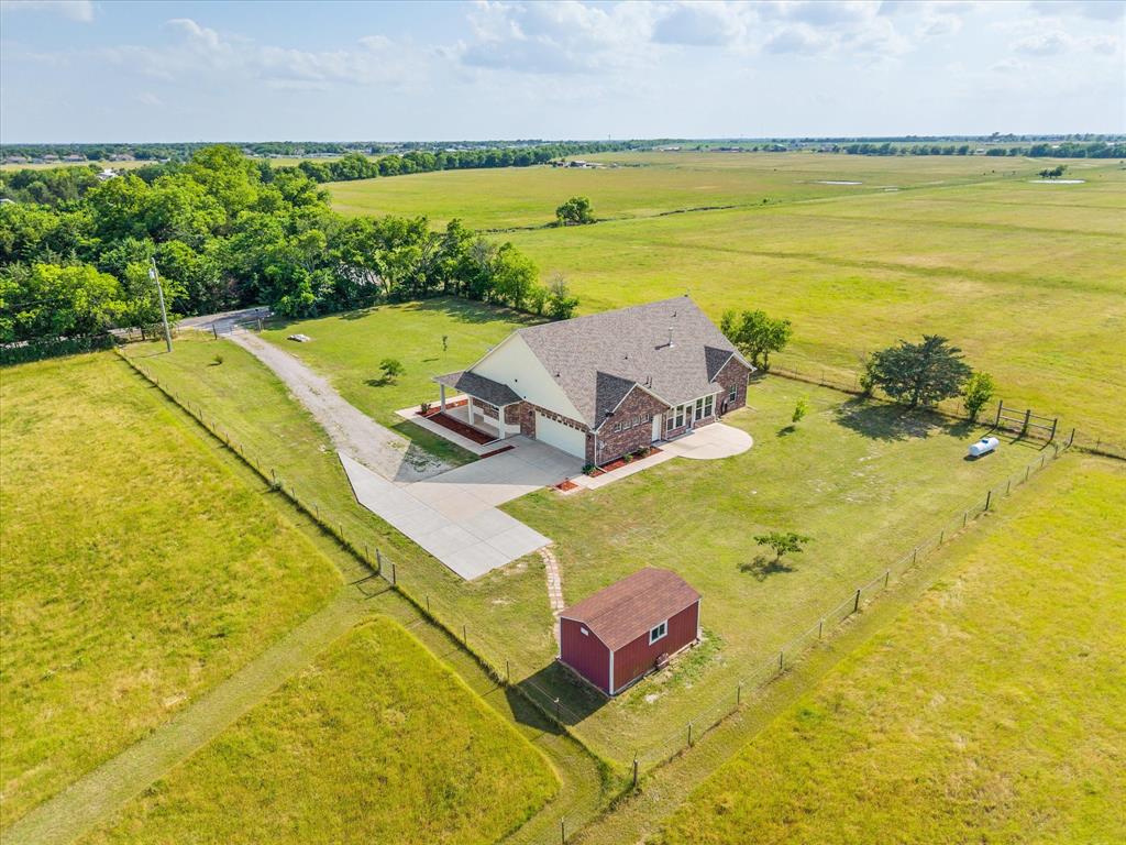 1610 County Road 2712