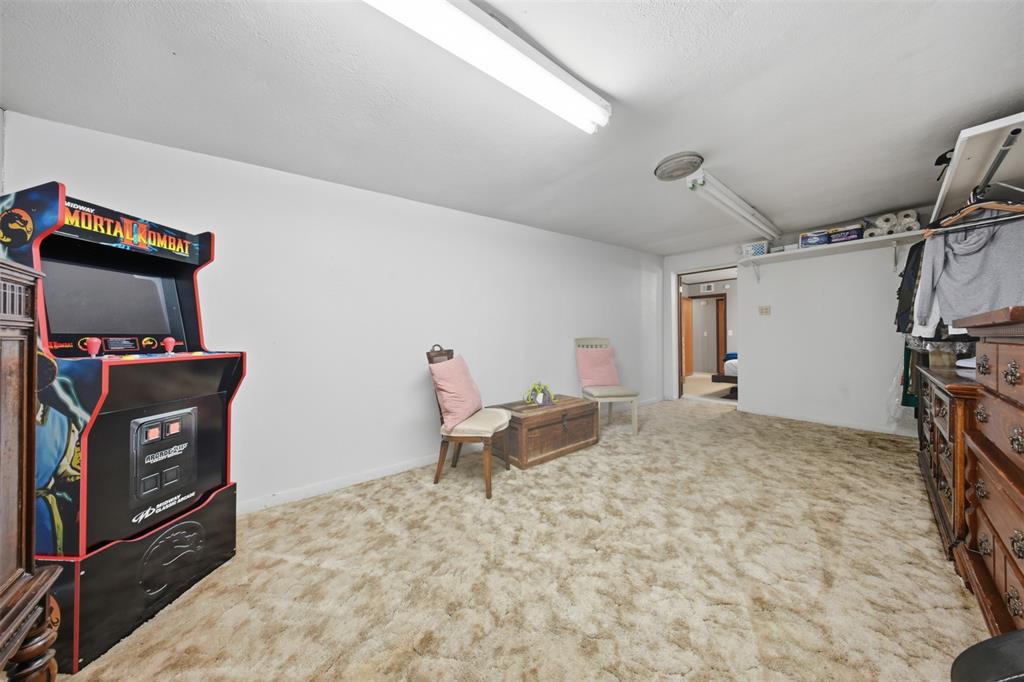 Lynch Add - Residential