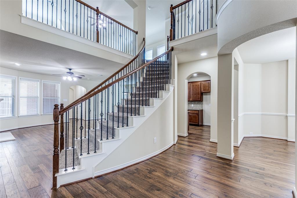 11233 Seguin Drive