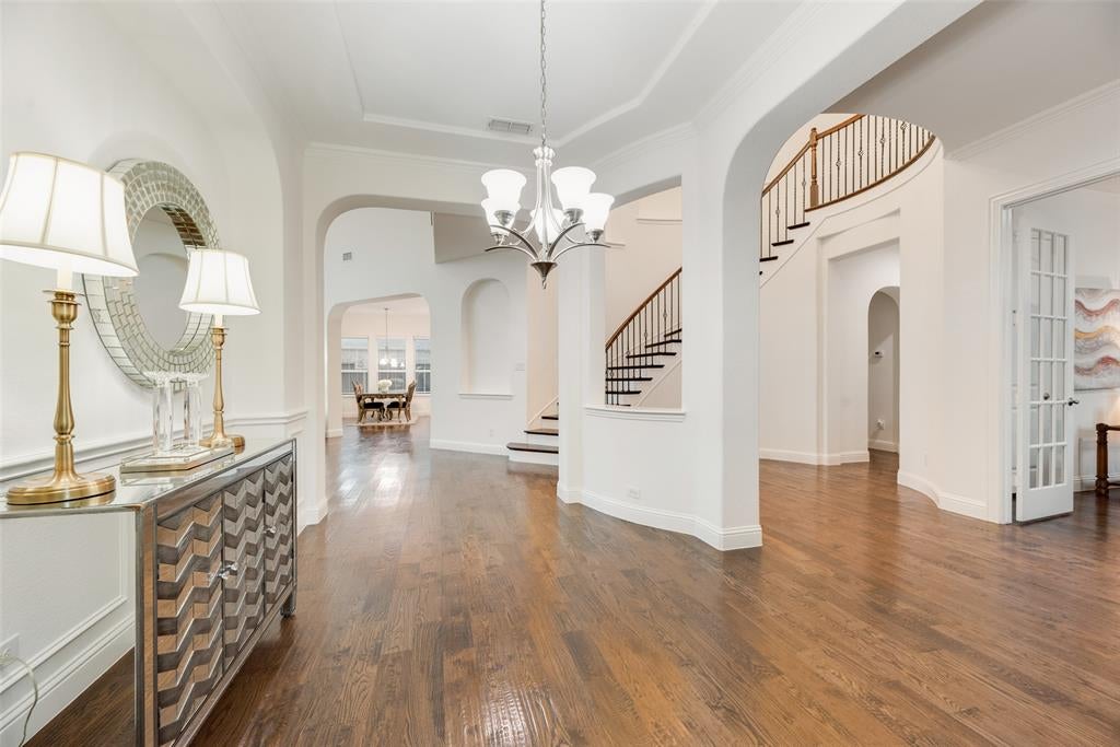 2408 Brisbane Lane