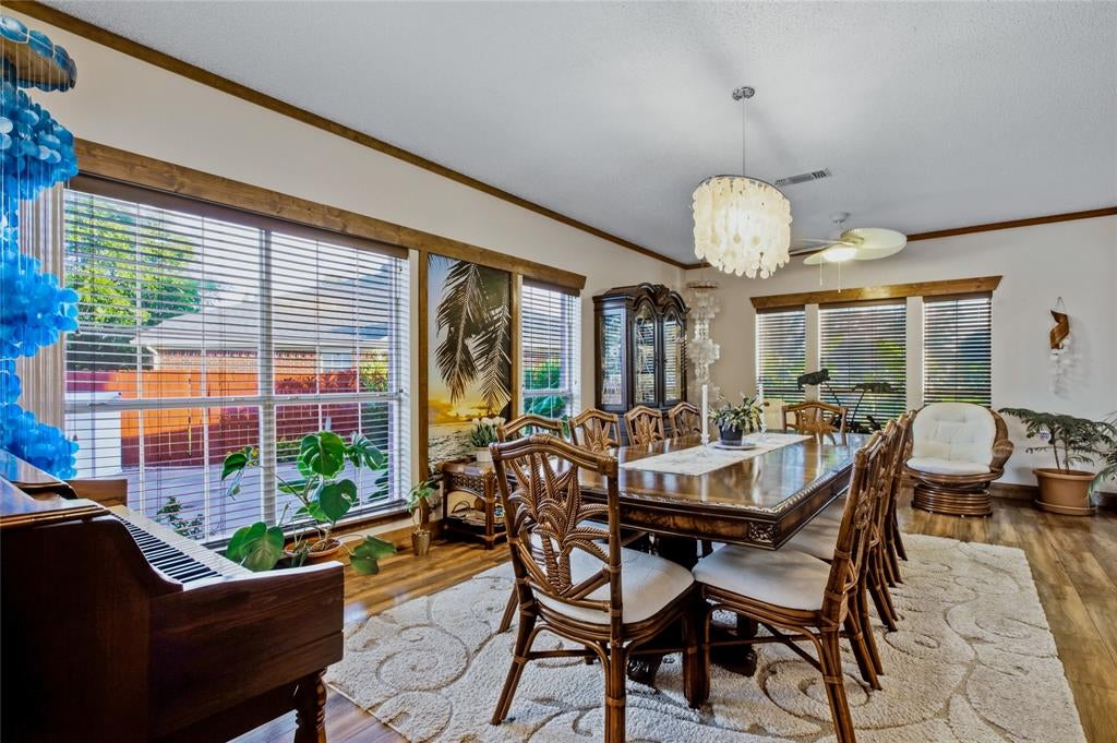6001 Prairie Wood Court