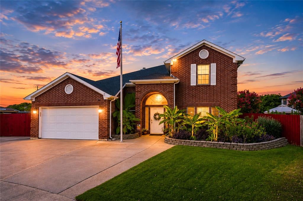 6001 Prairie Wood Court