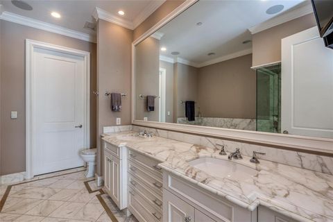 Tiny photo for 2555 N Pearl Street #1402, Dallas, TX 75201 (MLS # 21172153)