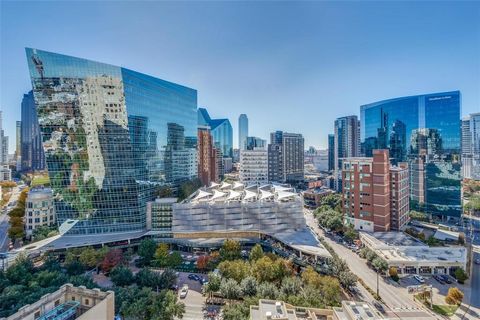 Tiny photo for 2555 N Pearl Street #1402, Dallas, TX 75201 (MLS # 21172153)