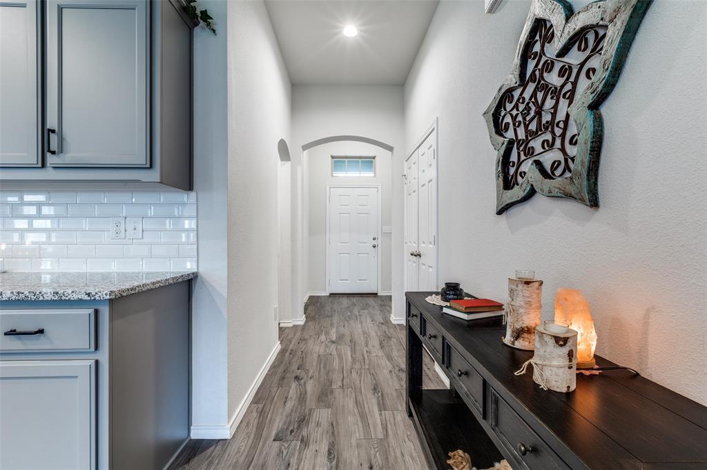 9116 Glen Mills Trail