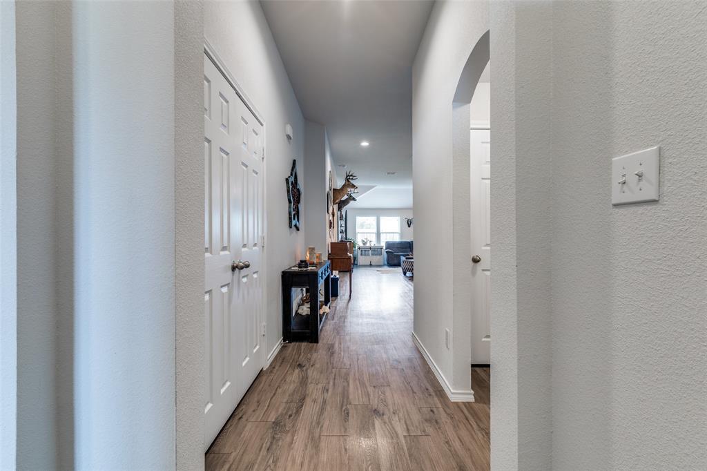 9116 Glen Mills Trail