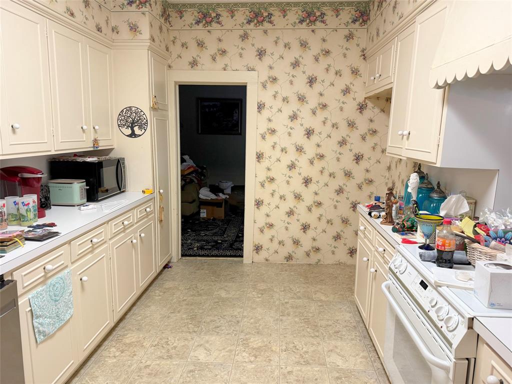 Lawrence - Residential