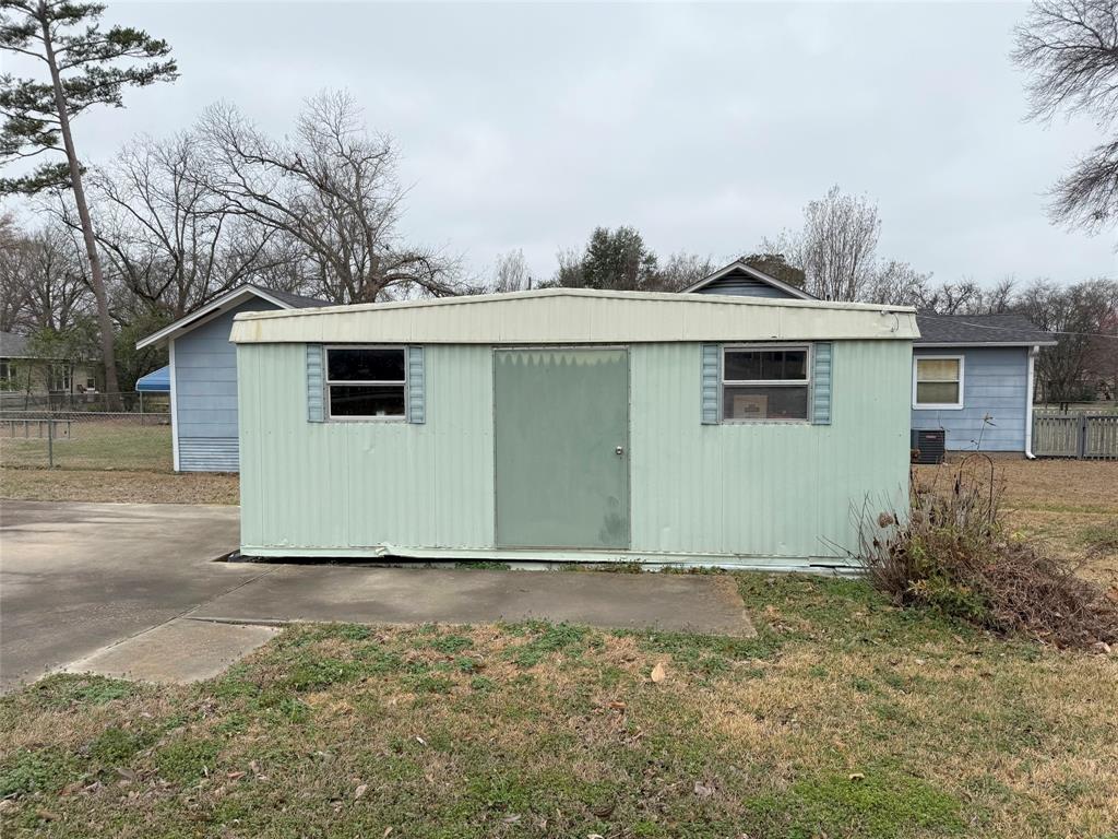 Lawrence - Residential