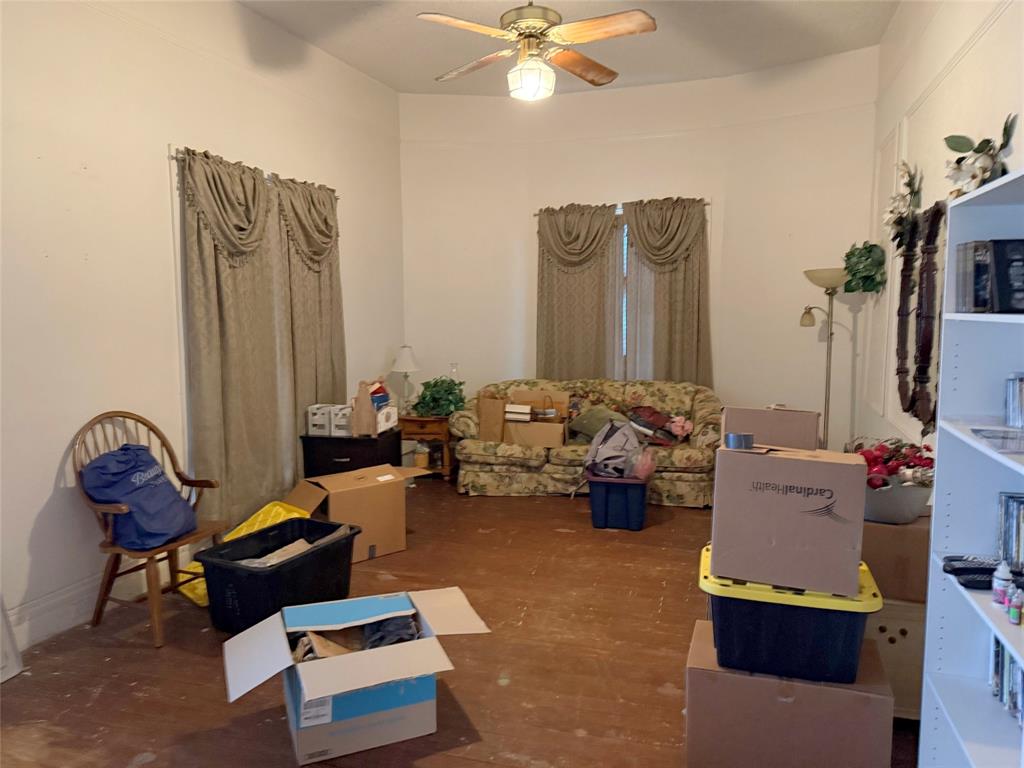 Lawrence - Residential