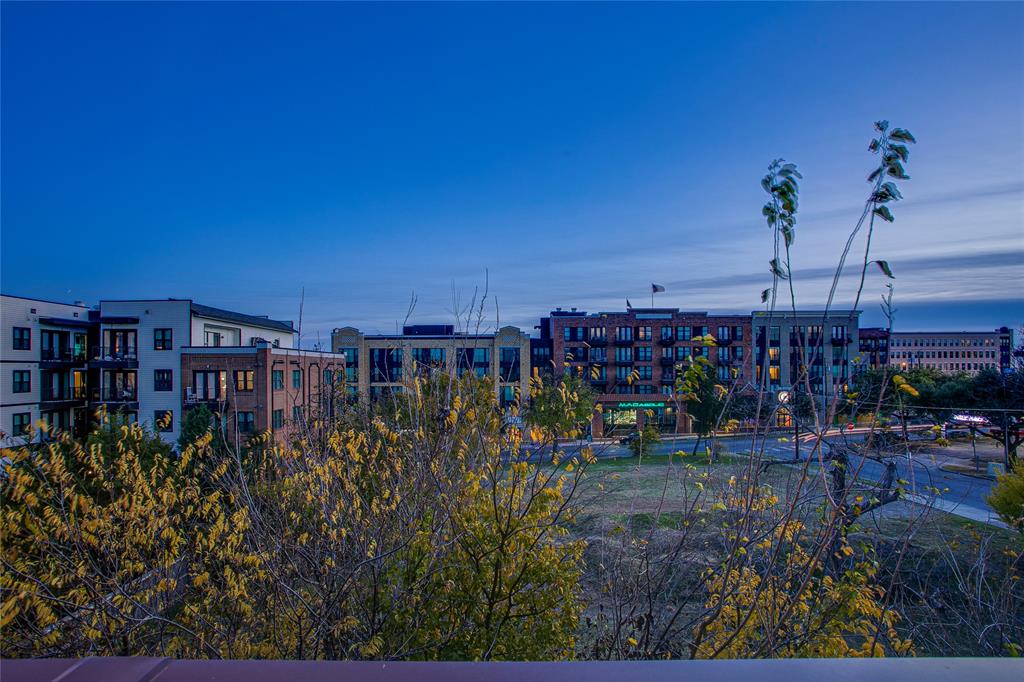 Elsbeth Twnhs Add - Residential Lease