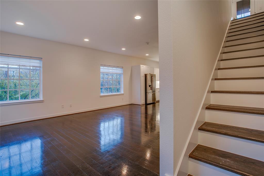 Elsbeth Twnhs Add - Residential Lease